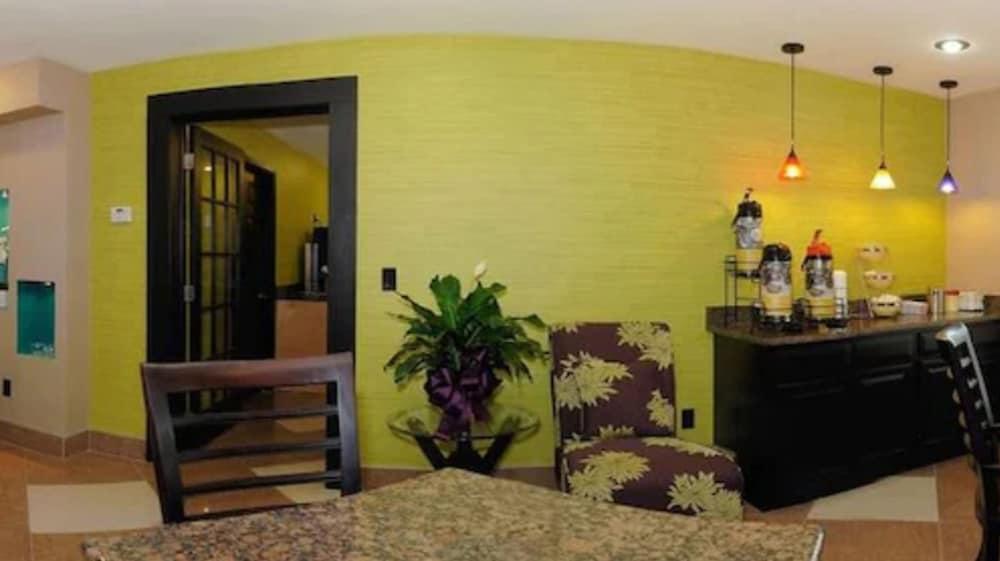 Quality Inn Covington Exterior photo