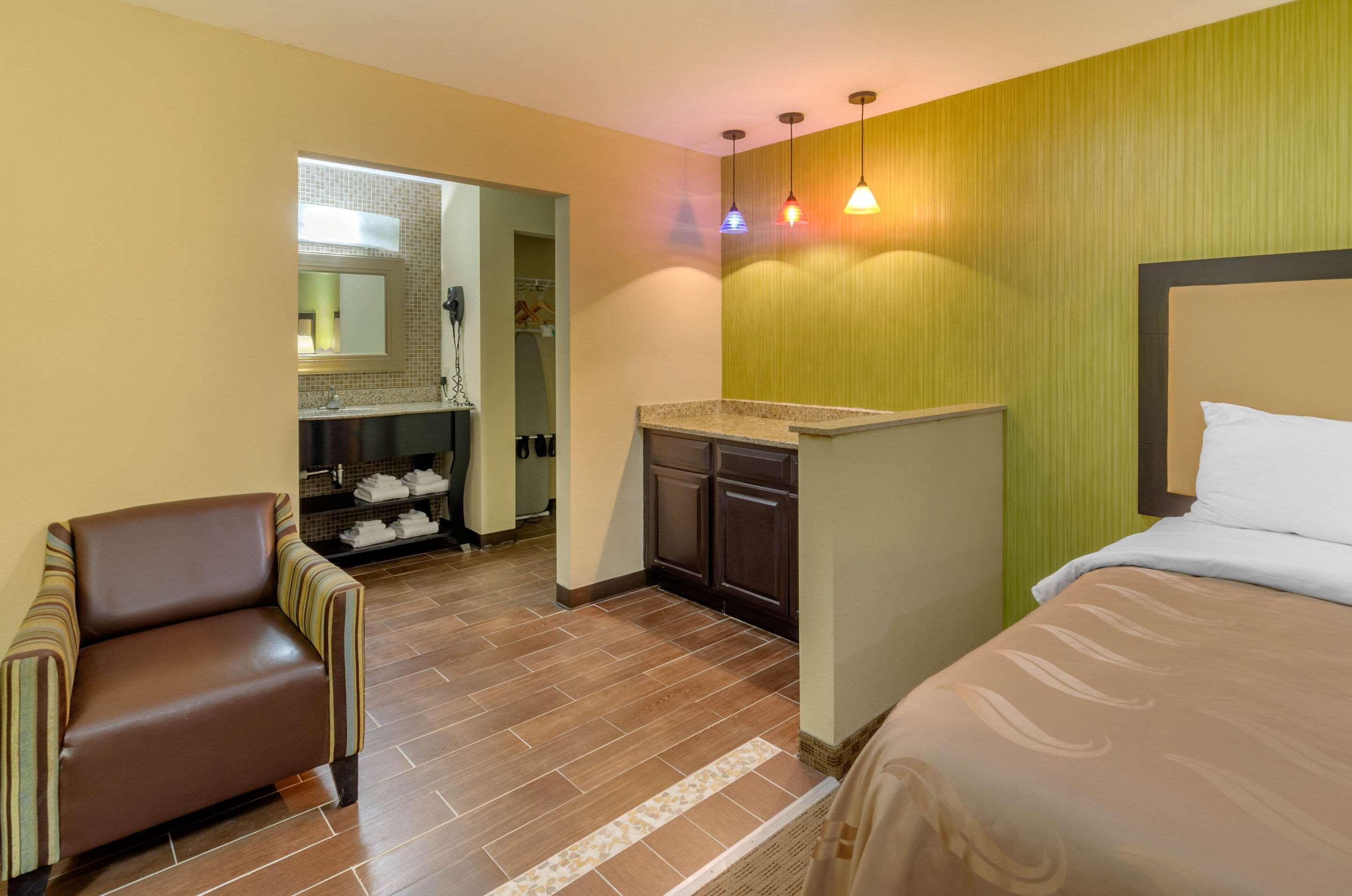 Quality Inn Covington Exterior photo