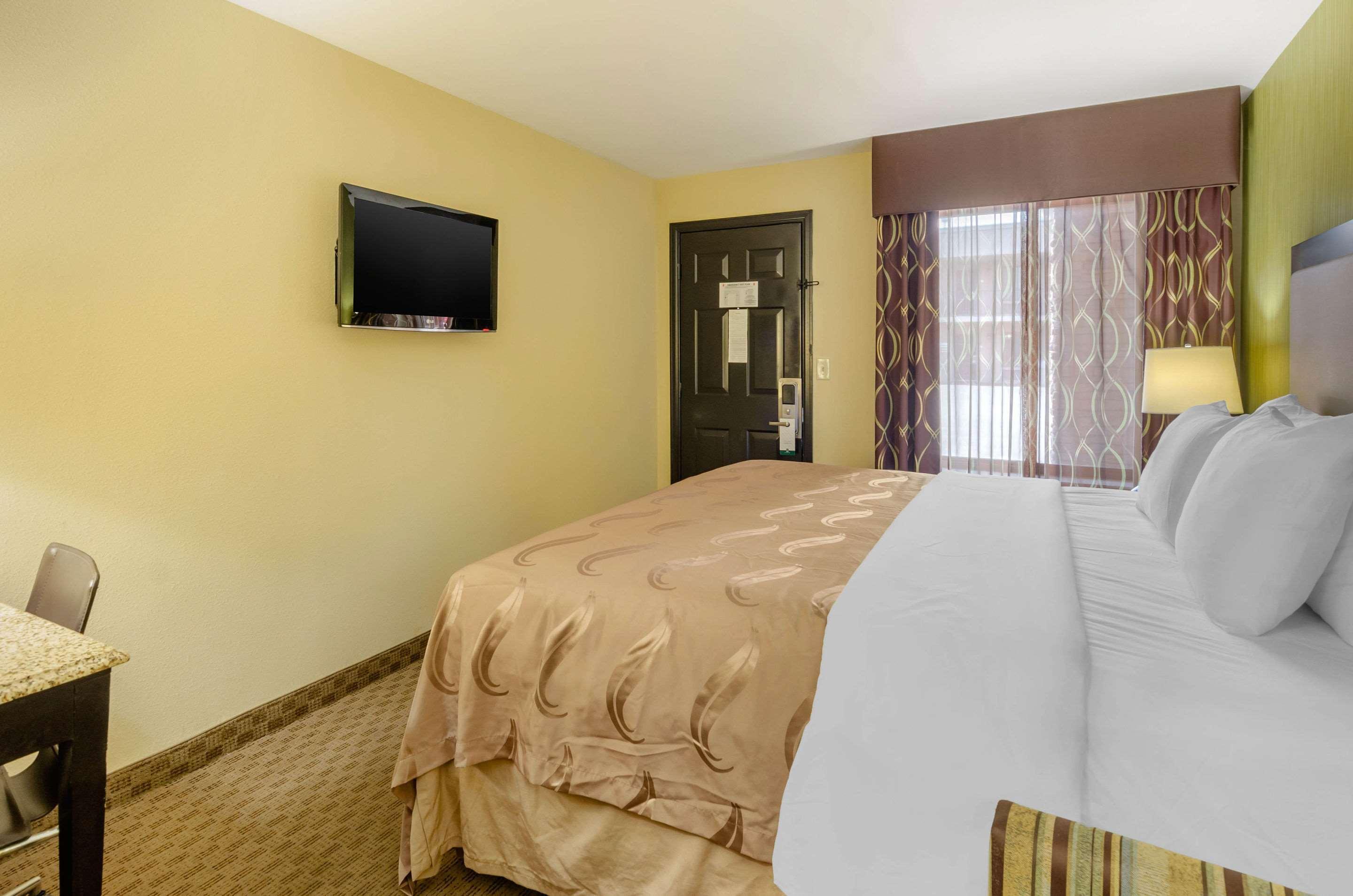 Quality Inn Covington Exterior photo